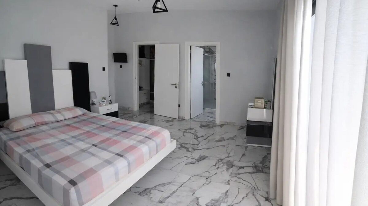 houses z 4 sypialniami w episkopi, Cypr [ID: 0602-243995]