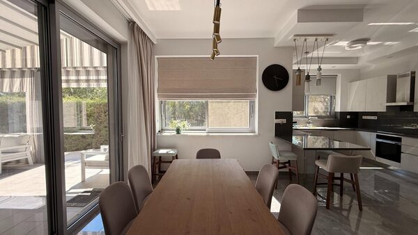 Вилла в germasogeia, Кипр, 248.00м² - изображение 23