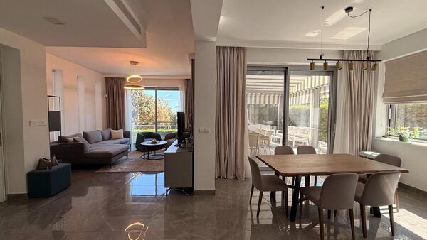 Вилла в germasogeia, Кипр, 248.00м² - изображение 25