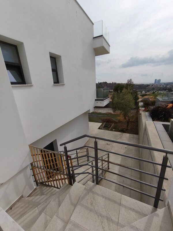 Вилла в germasogeia, Кипр, 145.00м² - изображение 14