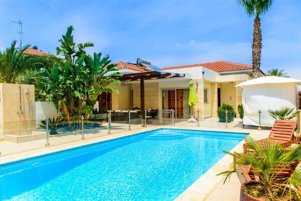 Bungalow in dekeleia, Cyprus, 170.00m² - image 3