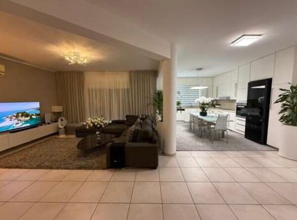 Apartament w germasogeia, Cypr, 110.00m² - obraz 2