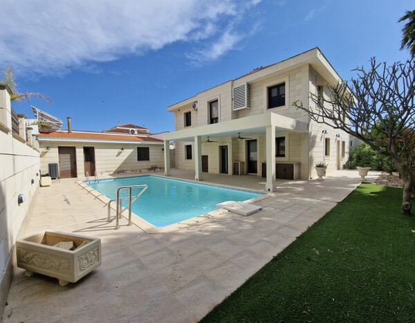 houses w agios-nikolaos, Cypr, 412.00m²