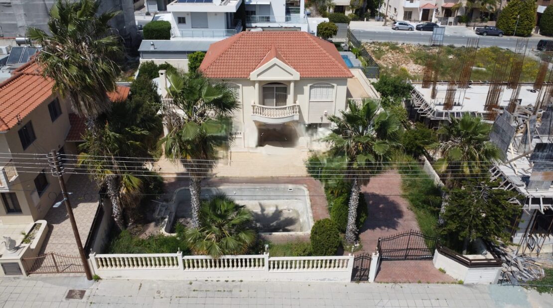 Villa with 3 bedrooms, 200.00m² in ypsonas, Cyprus [ID: 0602-245142]