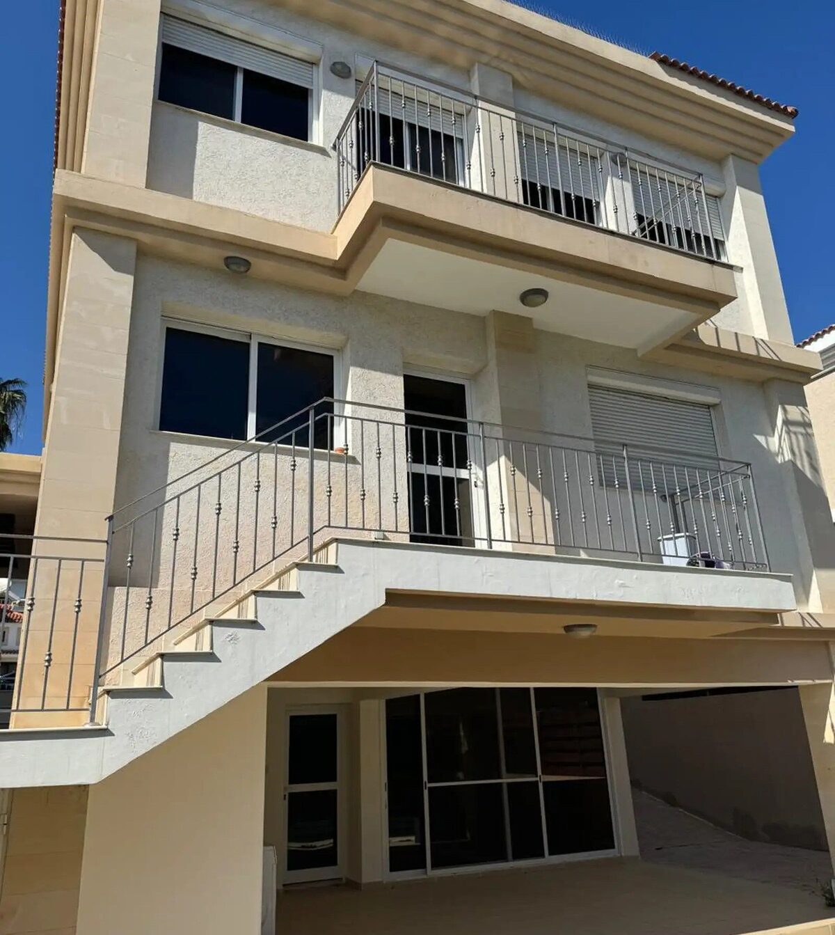 houses с 4 спальнями в agios-georgios, Кипр [ID: 0602-245410]