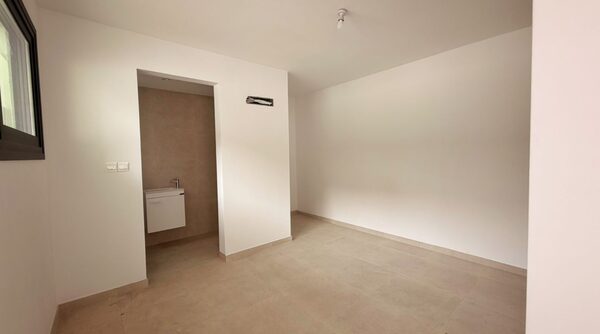 Apartament w germasogeia, Cypr, 84.00m² - obraz 3