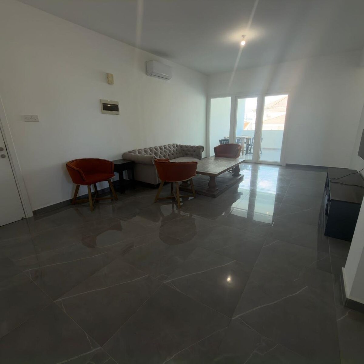 Apartament z 3 sypialniami, 101.00m² w aradippou, Cypr [ID: 0602-245482]