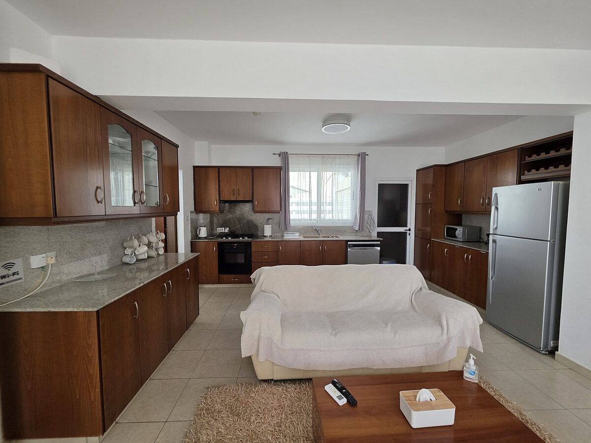 Вілла з 4 спальнями в oroklini, Кіпр [ID: 0602-245800]