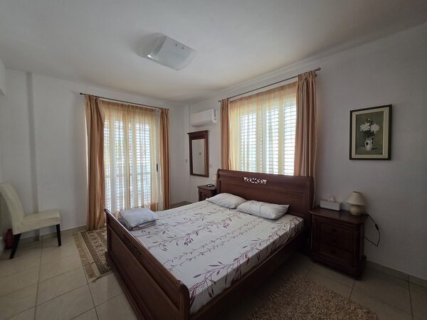 Villa in oroklini, Cyprus - image 12