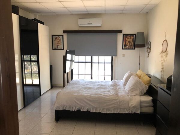 houses in agios-athanasios, Cyprus, 350.00m² - image 14