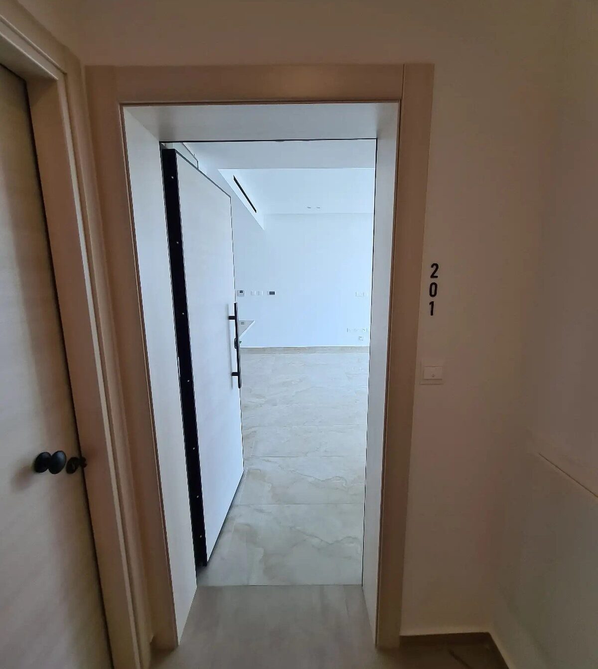 Квартира з 2 спальнями, 95.00м² в agios-athanasios, Кіпр [ID: 0602-246062]
