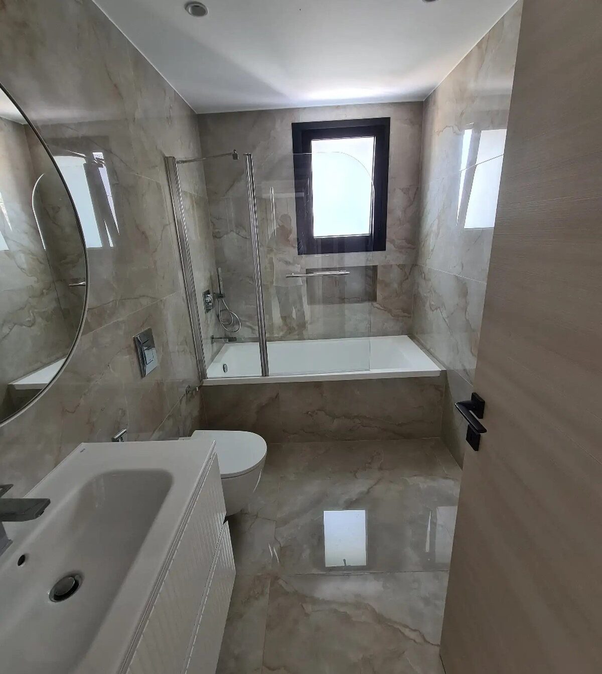 Квартира з 2 спальнями, 95.00м² в agios-athanasios, Кіпр [ID: 0602-246062]