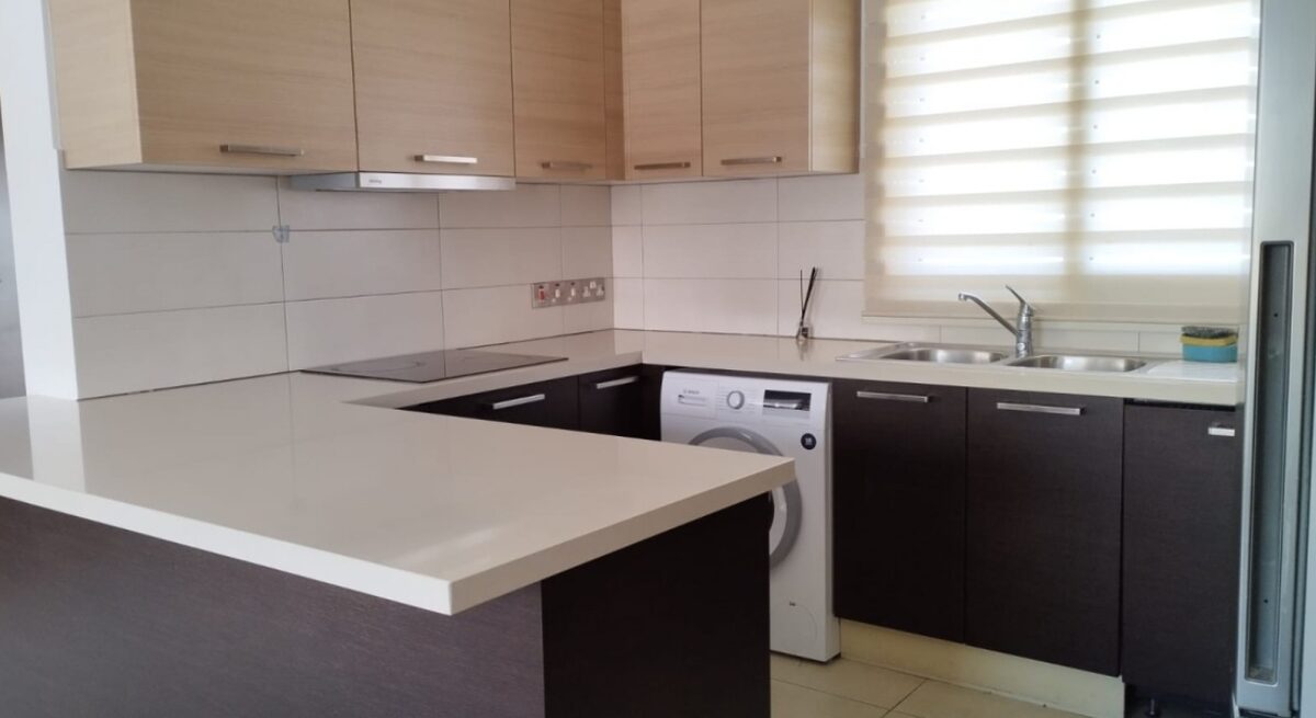 rentable-property z 18 sypialniami w mesa-geitonia, Cypr [ID: 0602-246203]