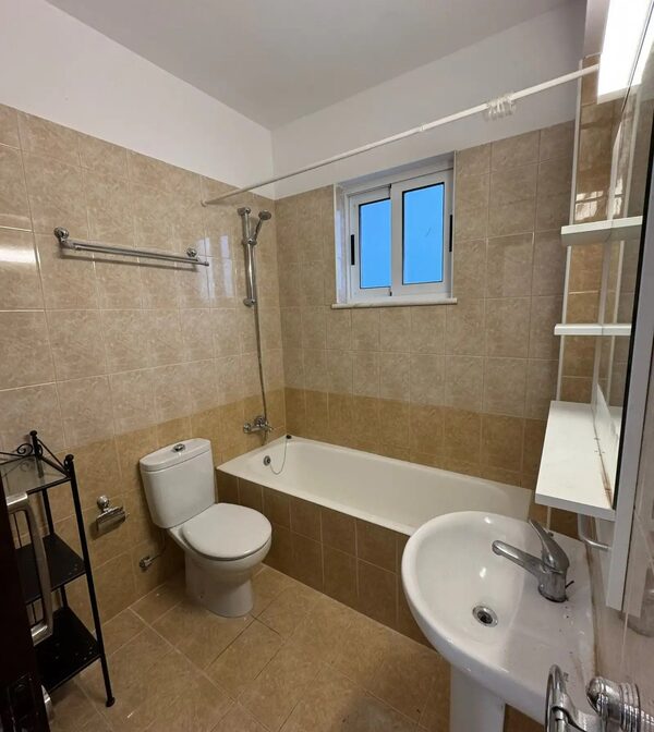 Квартира в makenzy, Кипр, 80.00м² - изображение 8