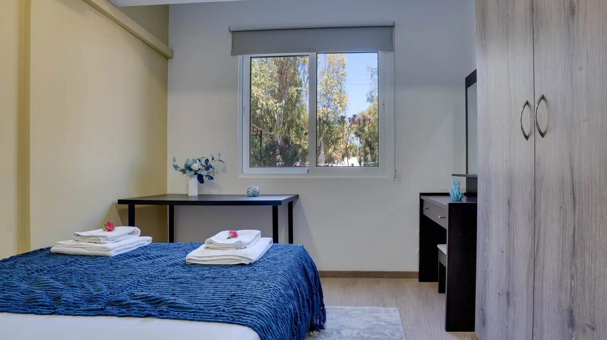 Apartament z 4 sypialniami w makenzy, Cypr [ID: 0602-246292]