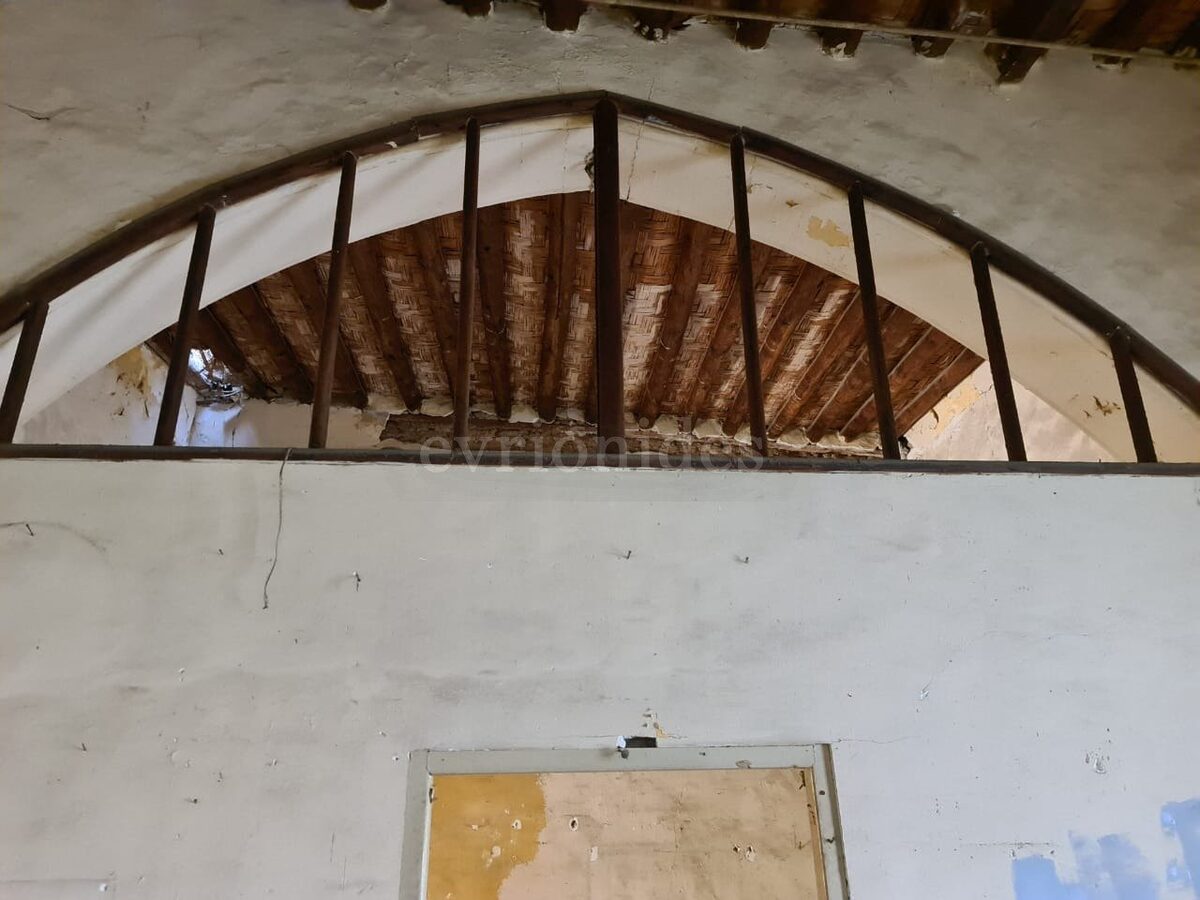 houses with 4 bedrooms in agia-triada, Cyprus [ID: 0602-246573]