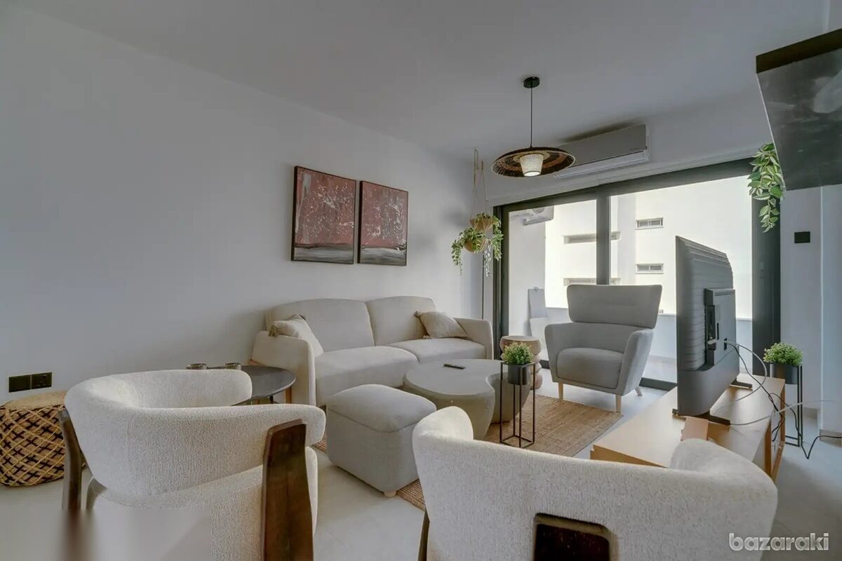 Apartment with 3 bedrooms in makenzy, Cyprus [ID: 0602-246699]