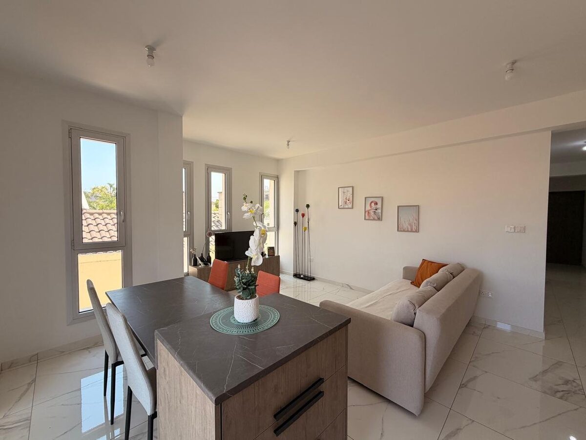 Apartment with 2 bedrooms, 85.00m² in drosia, Cyprus [ID: 0602-246814]