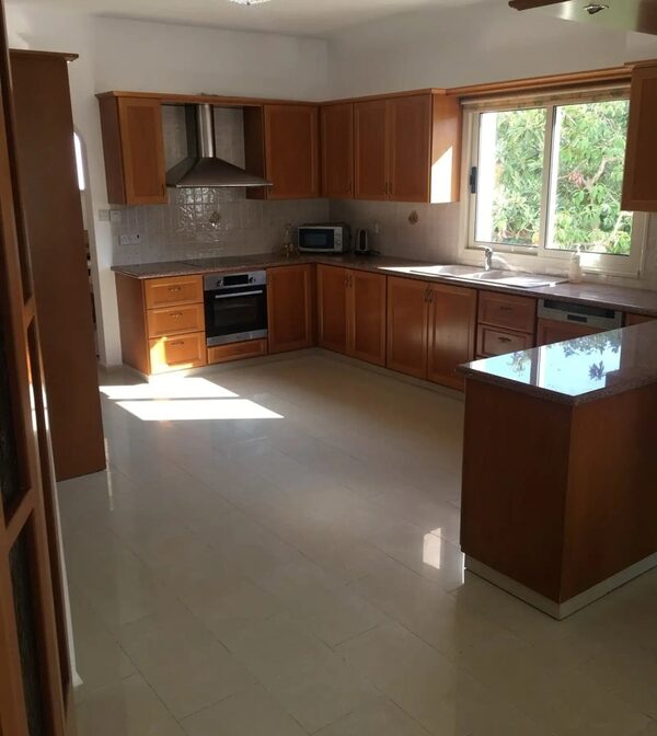 Вилла в pyrgos, Кипр, 400.00м² - изображение 12