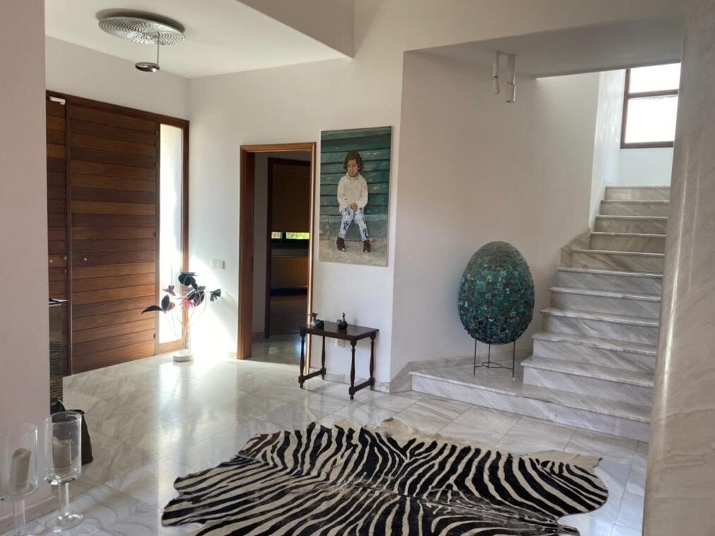 houses с 4 спальнями, 400.00м² в germasogeia, Кипр [ID: 0602-247099]