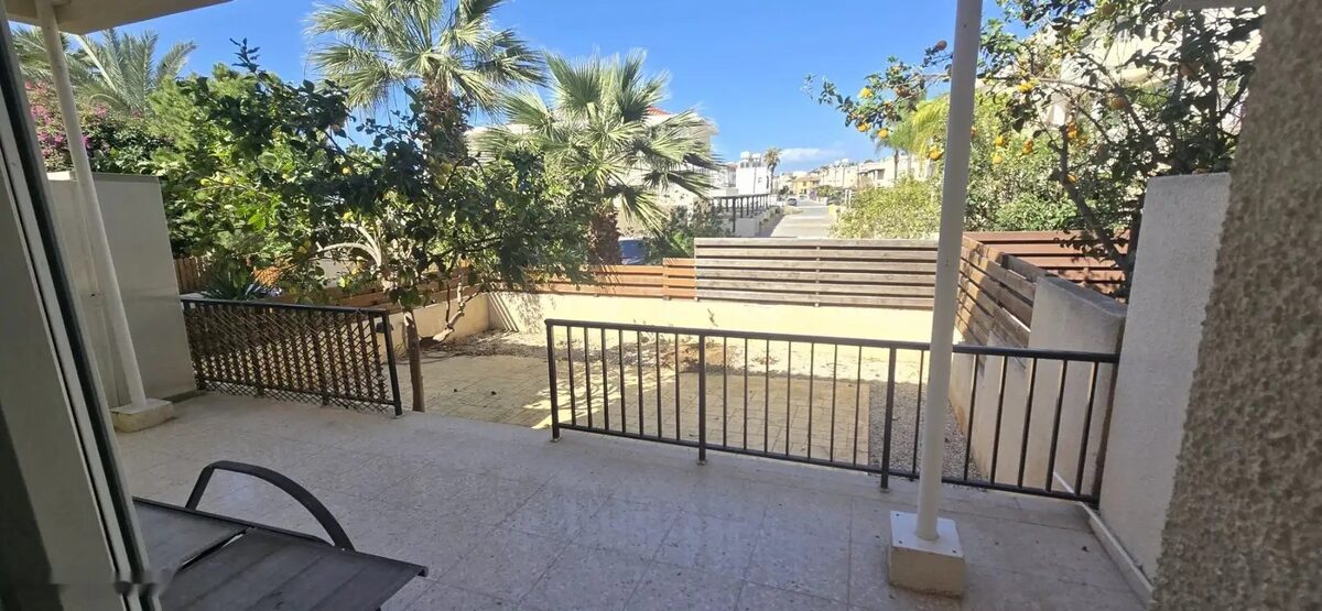 Apartment with 2 bedrooms in tombs-of-the-kings, Cyprus [ID: 0602-247205]