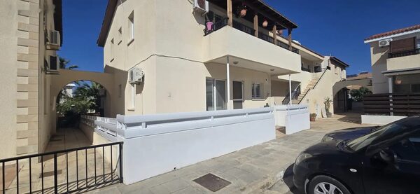 Apartment in tombs-of-the-kings, Cyprus - image 2