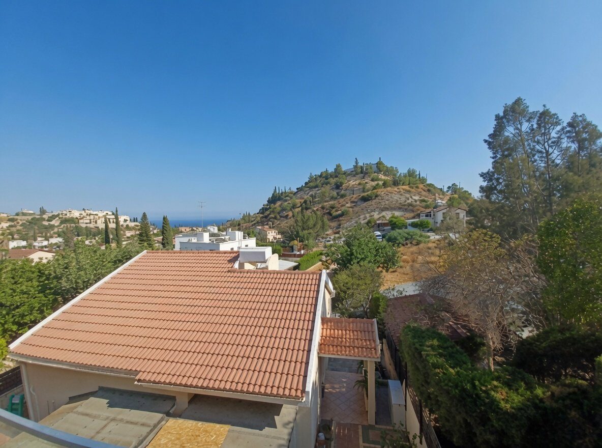 Villa with 2 bedrooms in agios-tychon, Cyprus [ID: 0602-247226]