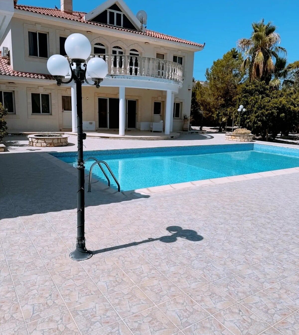 Вілла з 6 спальнями в pyrgos, Кіпр [ID: 0602-247369]
