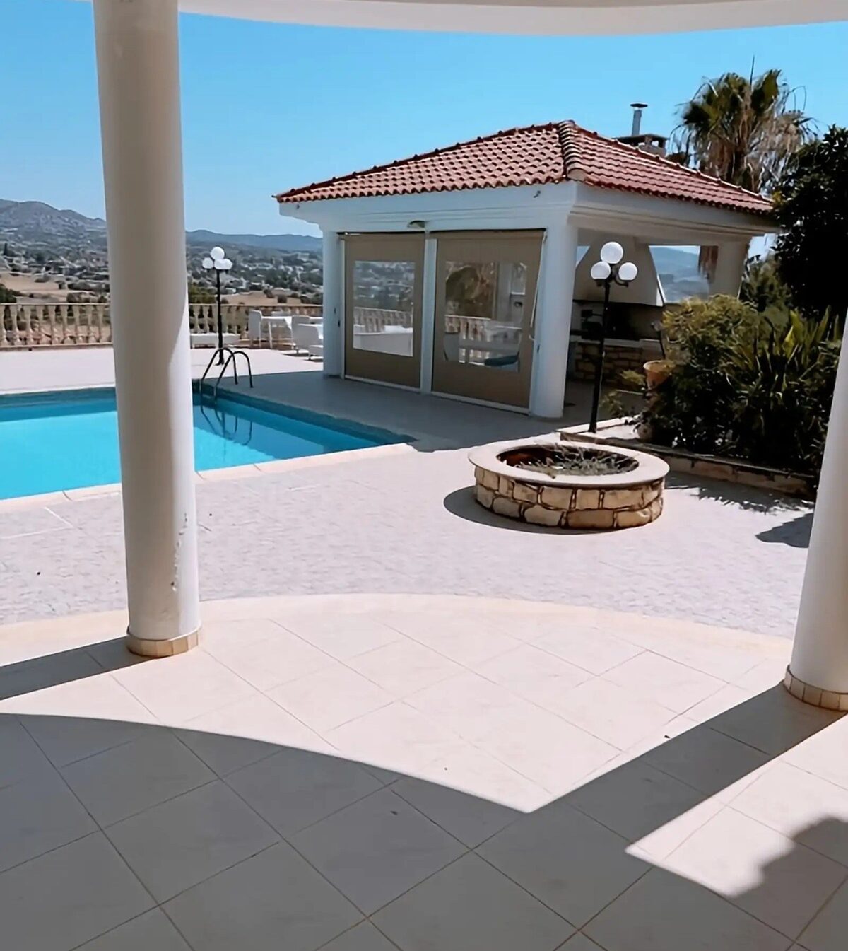 Вілла з 6 спальнями в pyrgos, Кіпр [ID: 0602-247369]
