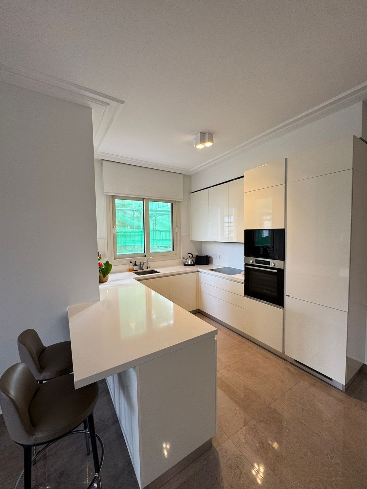 Квартира с 2 спальнями, 80.00м² в agios-athanasios, Кипр [ID: 0602-247445]
