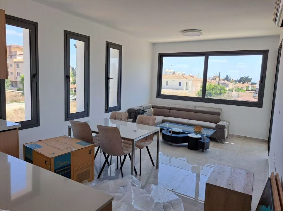 rentable-property в universal, Кіпр [ID: 0602-247509]