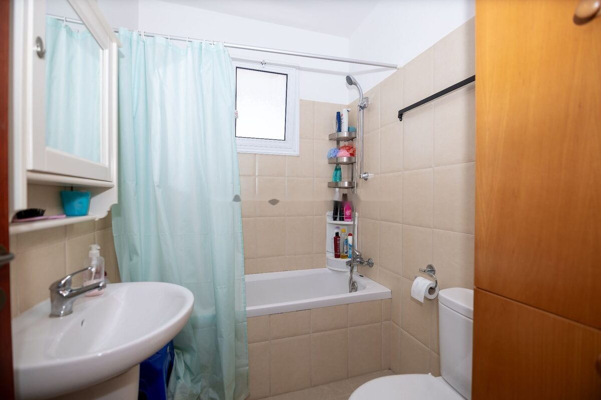 Apartament z 2 sypialniami, 60.00m² w paralimni, Cypr [ID: 0602-247518]