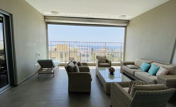 Penthouse w agios-tychon-tourist-area, Cypr, 200.00m²