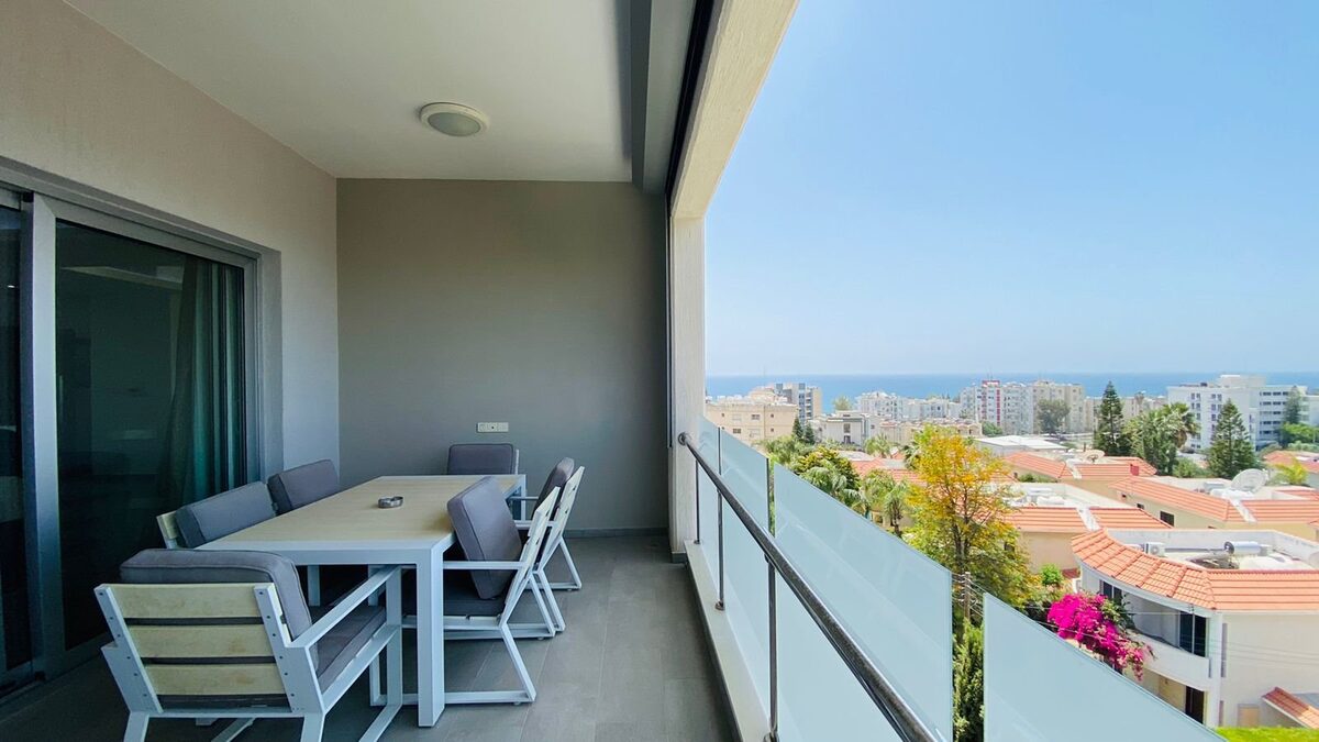 Penthouse with 4 bedrooms, 200.00m² in agios-tychon-tourist-area, Cyprus [ID: 0602-247521]
