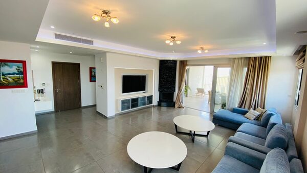 Penthouse w agios-tychon-tourist-area, Cypr, 200.00m² - obraz 3