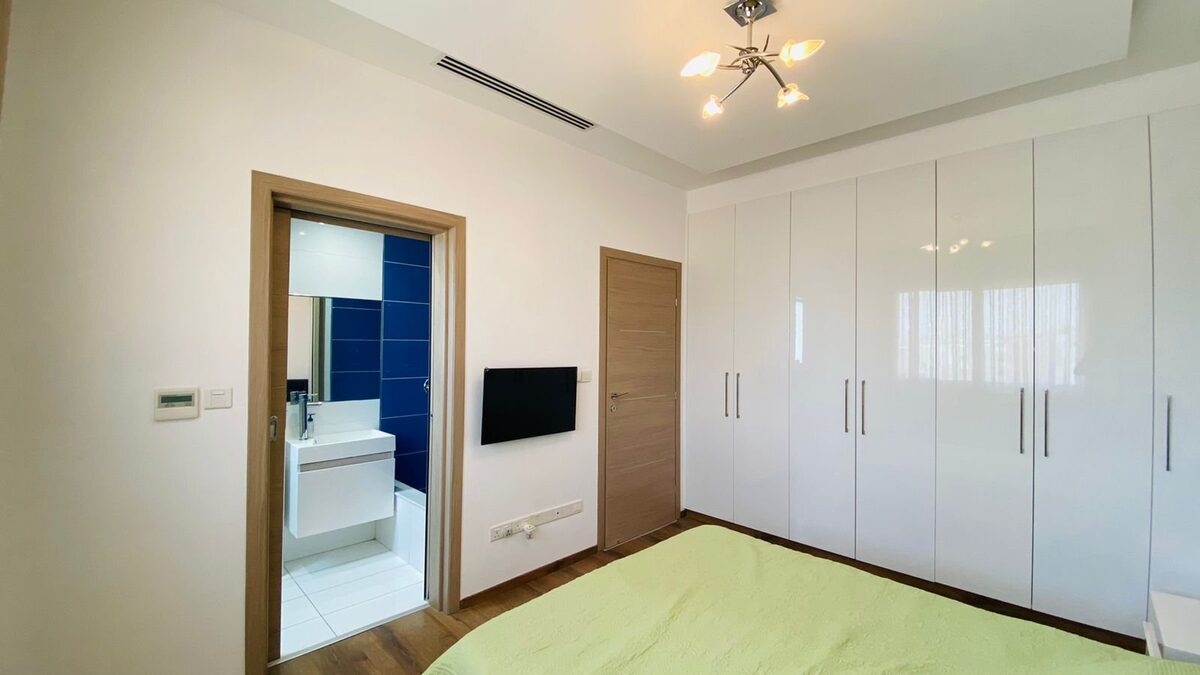 Penthouse with 4 bedrooms, 200.00m² in agios-tychon-tourist-area, Cyprus [ID: 0602-247521]