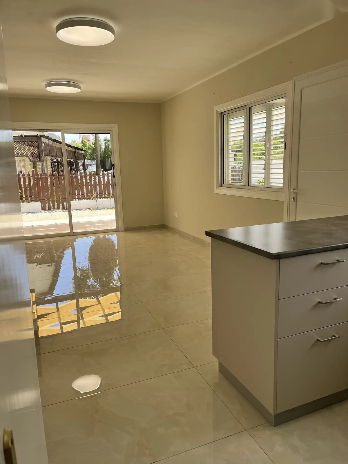 houses with 3 bedrooms in perivolia, Cyprus [ID: 0602-247691]