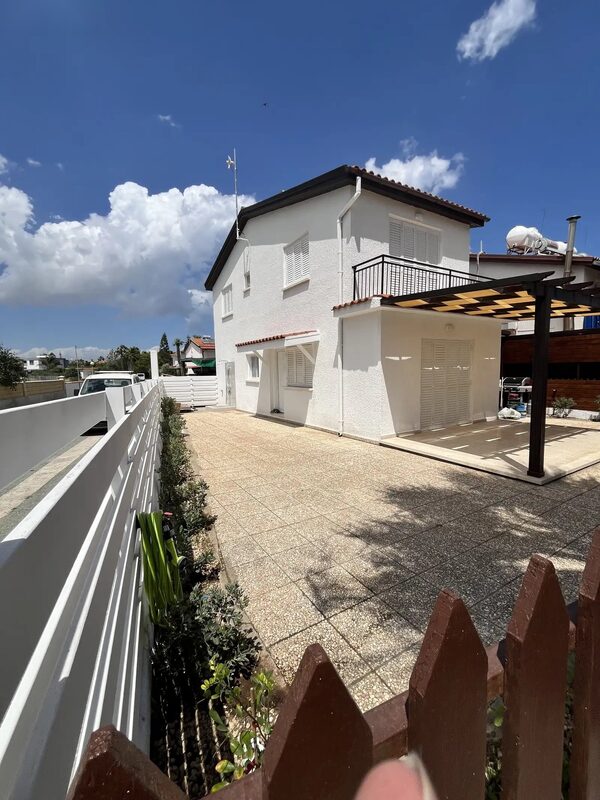 houses in perivolia, Cyprus - image 12