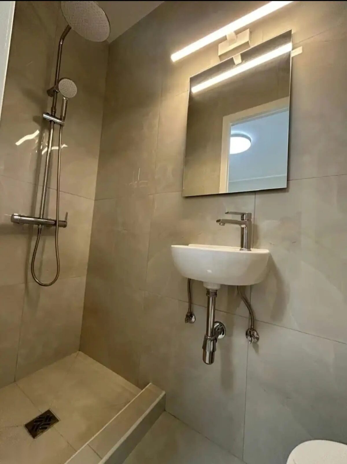 houses with 3 bedrooms in perivolia, Cyprus [ID: 0602-247691]