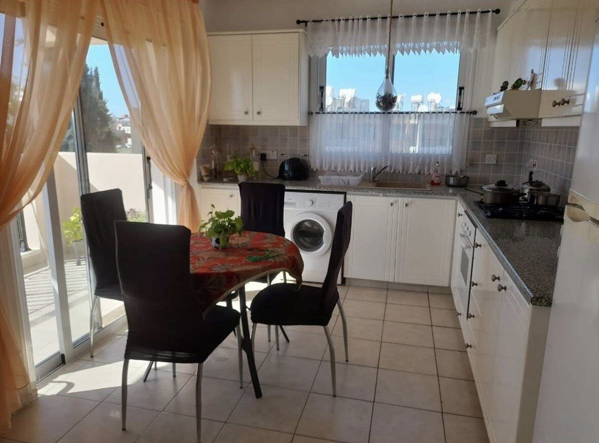 Apartament z 2 sypialniami, 80.00m² w universal, Cypr [ID: 0602-247769]