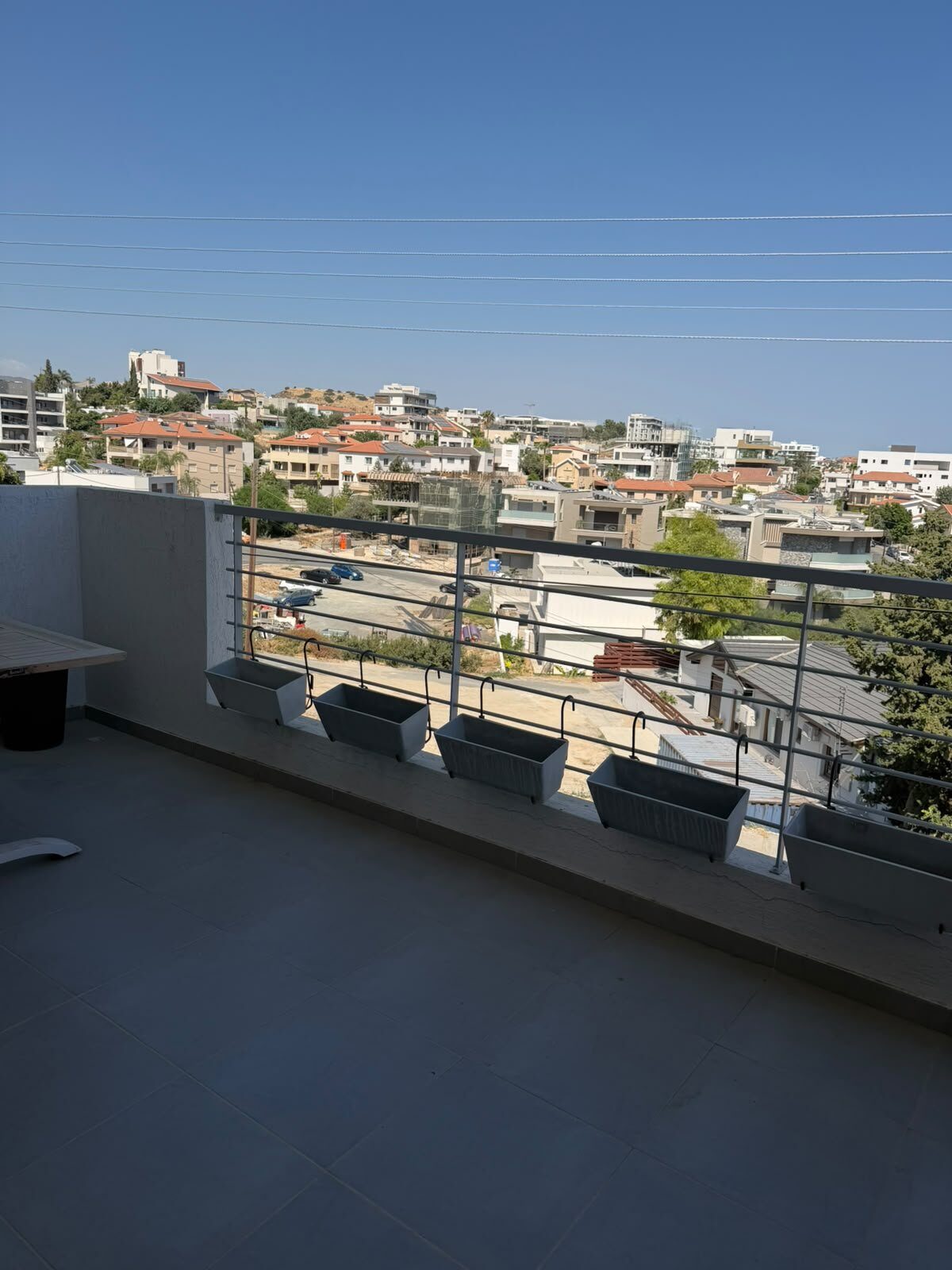 Квартира с 3 спальнями, 100.00м² в agios-athanasios, Кипр [ID: 0602-247770]
