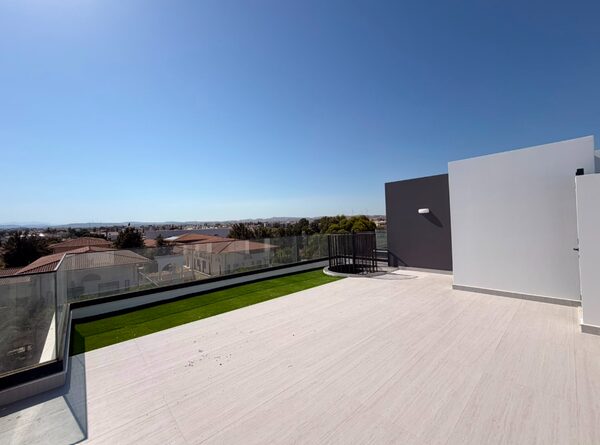 Penthouse w livadia, Cypr, 77.00m² - obraz 2