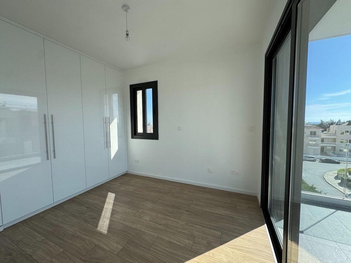 Apartament z 2 sypialniami, 77.00m² w universal, Cypr [ID: 0602-248431]