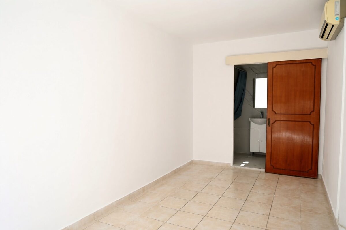 houses z 5 sypialniami, 360.00m² w polemidia-kato, Cypr [ID: 0602-248524]