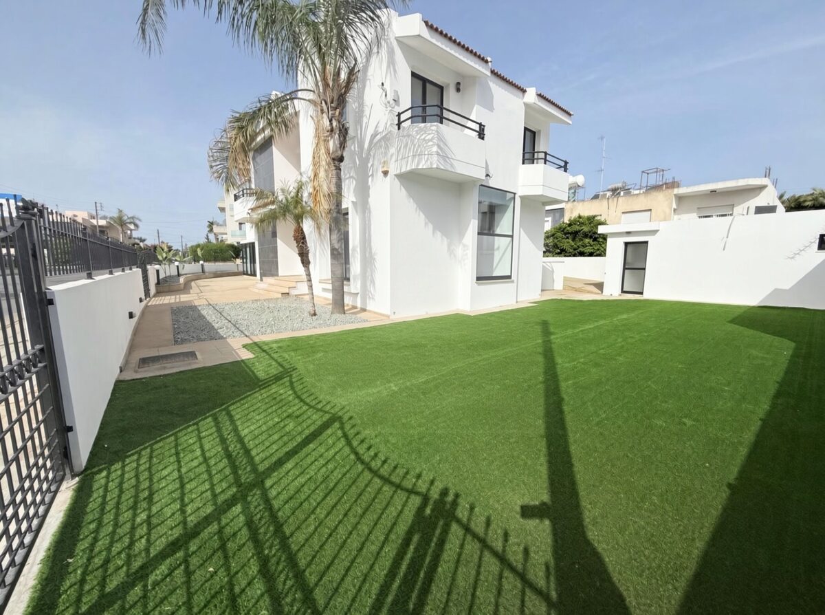 houses z 5 sypialniami, 360.00m² w polemidia-kato, Cypr [ID: 0602-248524]