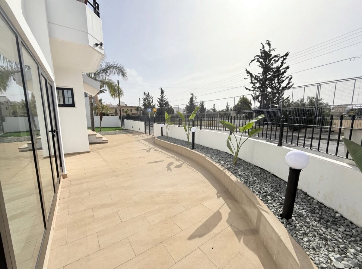 houses z 5 sypialniami, 360.00m² w polemidia-kato, Cypr [ID: 0602-248524]