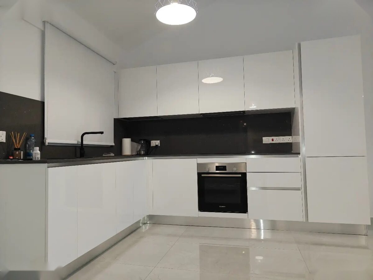 Penthouse with 3 bedrooms, 150.00m² in pyrgos-tourist-area, Cyprus [ID: 0602-248619]