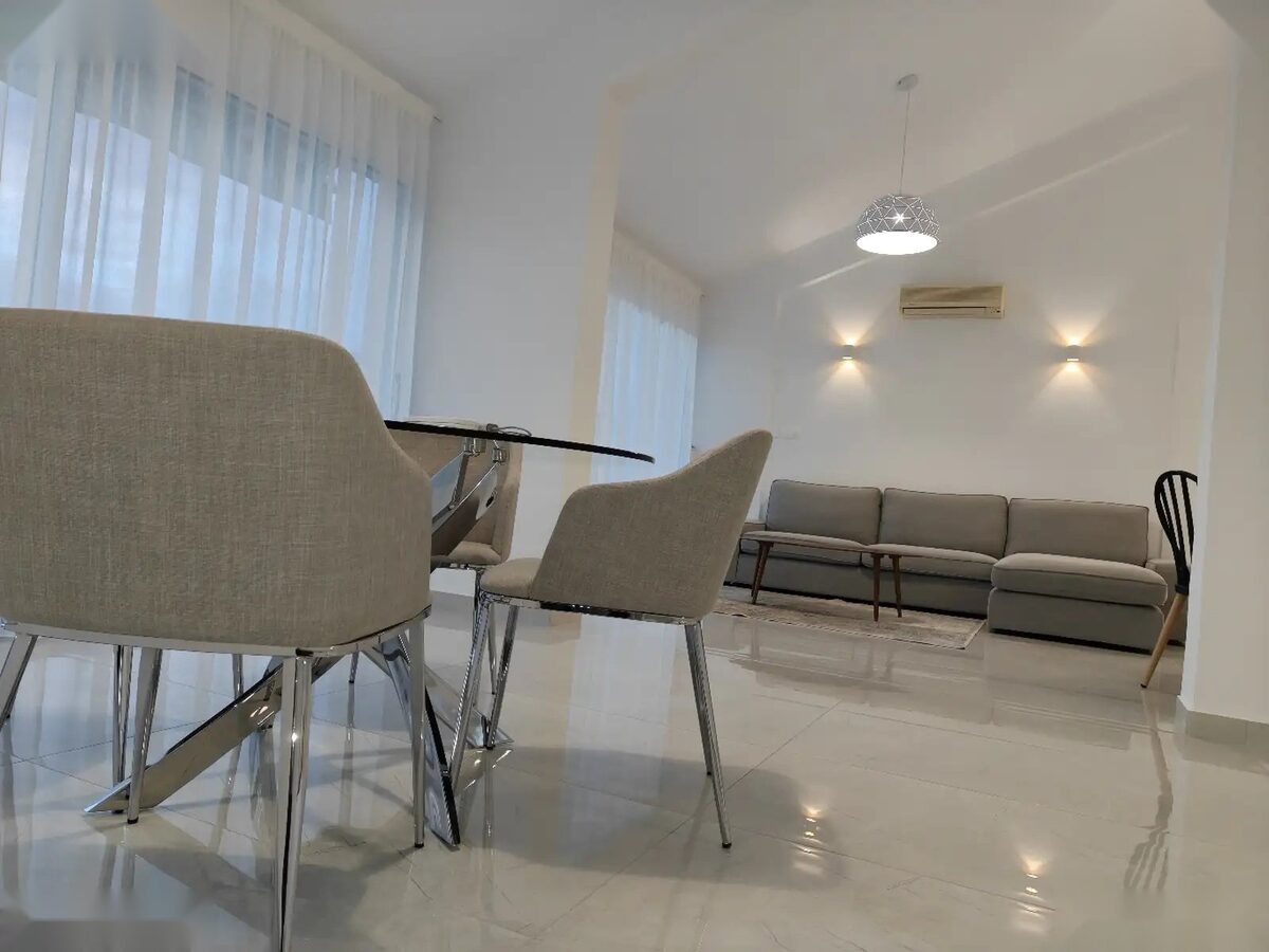 Penthouse with 3 bedrooms, 150.00m² in pyrgos-tourist-area, Cyprus [ID: 0602-248619]