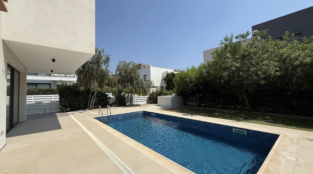 Вилла с 3 спальнями, 145.00м² в pyrgos, Кипр [ID: 0602-248791]