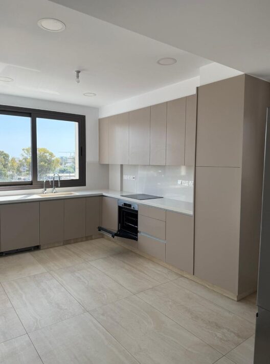 Penthouse z 3 sypialniami, 186.00m² w petrou-kai-pavlou, Cypr [ID: 0602-248874]